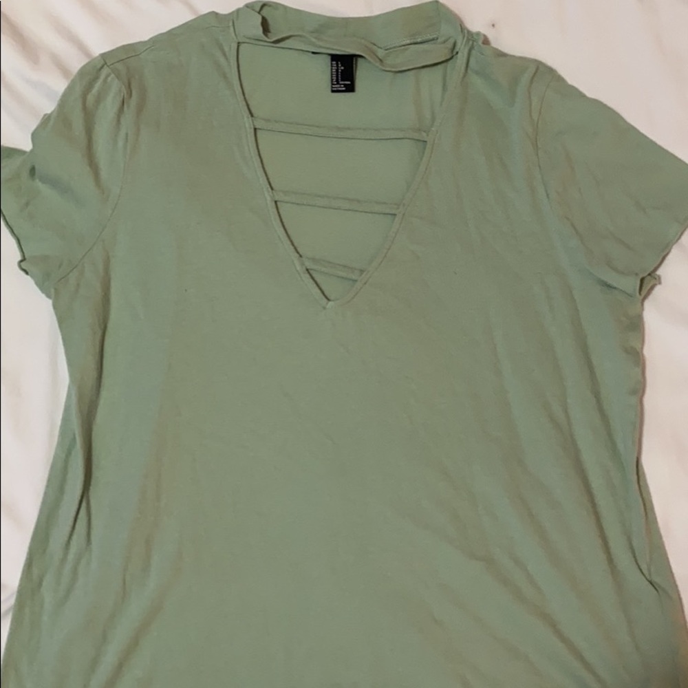 Green short sleeve- Forever 21